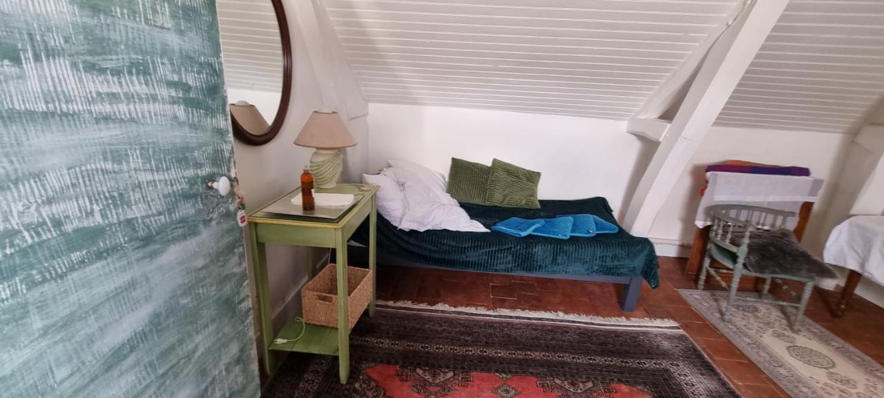Chambre D'Hotes Les Jardins De Marie, Sci Charles III Bernay  Εξωτερικό φωτογραφία