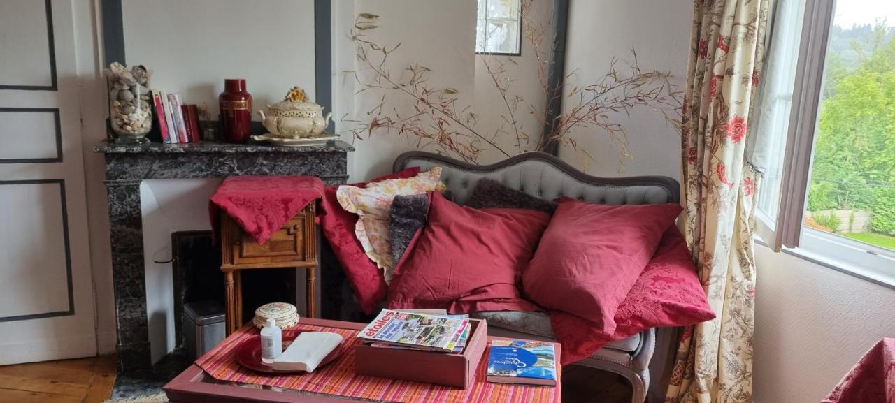 Chambre D'Hotes Les Jardins De Marie, Sci Charles III Bernay  Εξωτερικό φωτογραφία