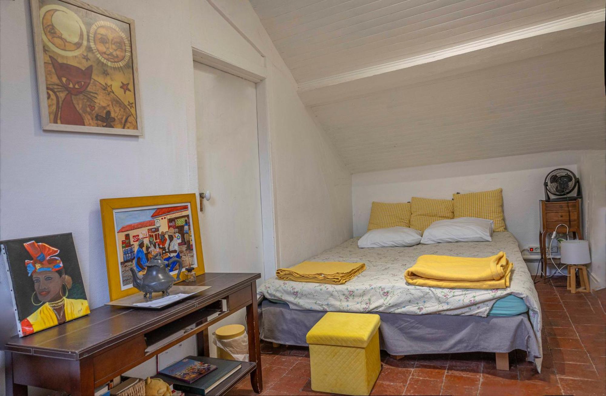 Chambre D'Hotes Les Jardins De Marie, Sci Charles III Bernay  Εξωτερικό φωτογραφία